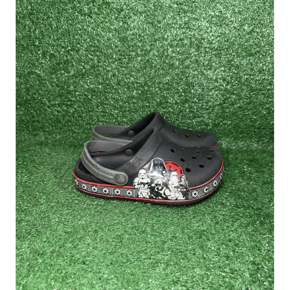 Crocs Star Wars Darth Vader Kids Size 2Y Classic Black Graphic Slip On Clogs